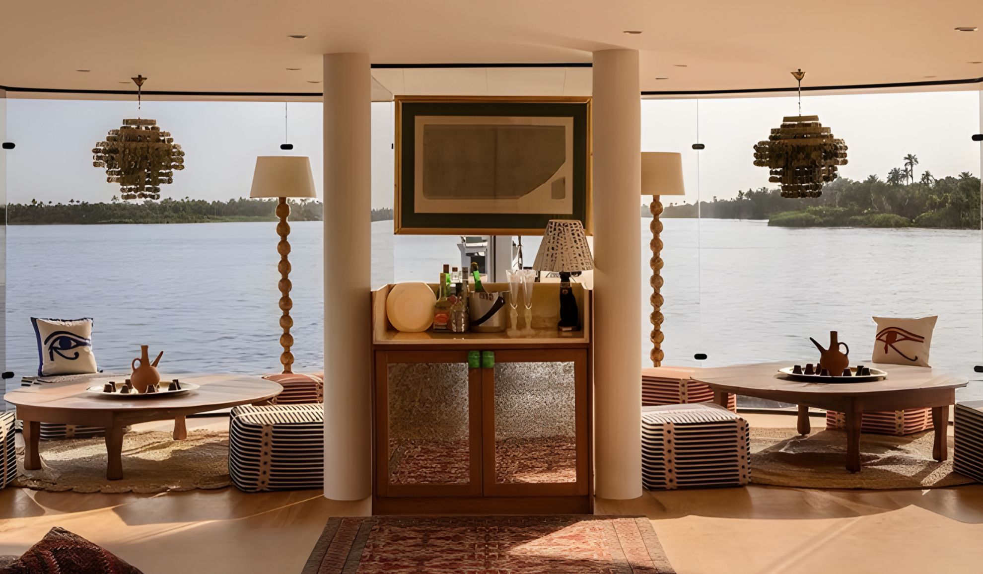 media.topic.imagealternatetextformat